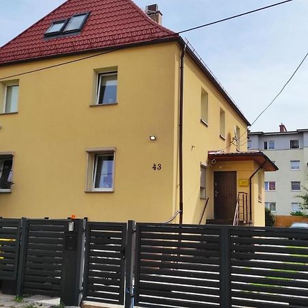 Apartament Przy Wroclawskim Stadionie エクステリア 写真