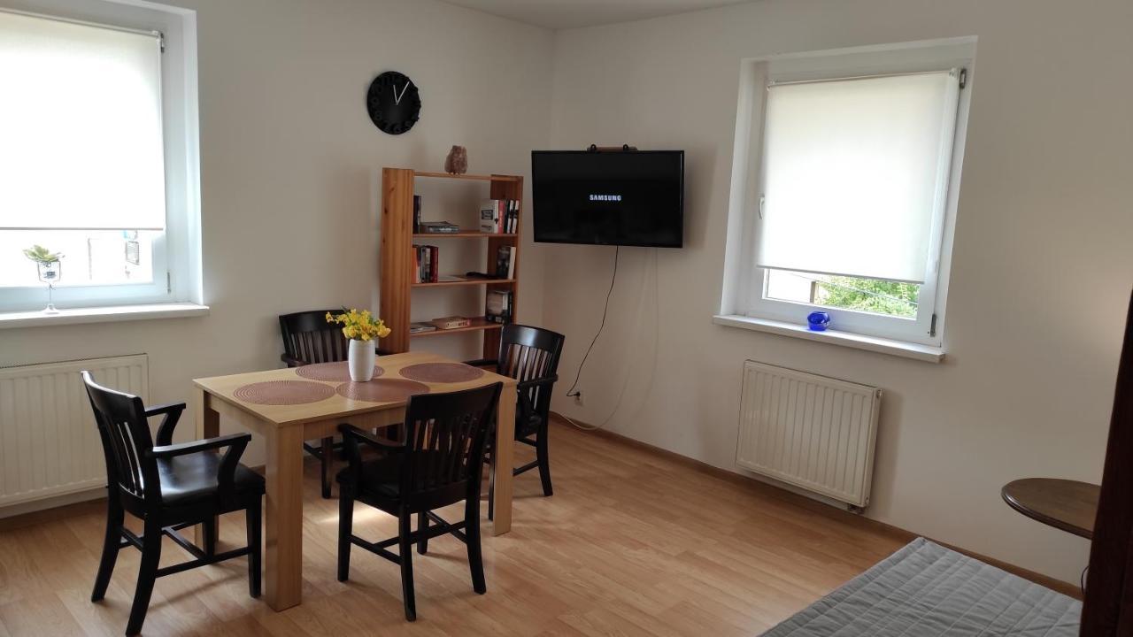 Apartament Przy Wroclawskim Stadionie エクステリア 写真